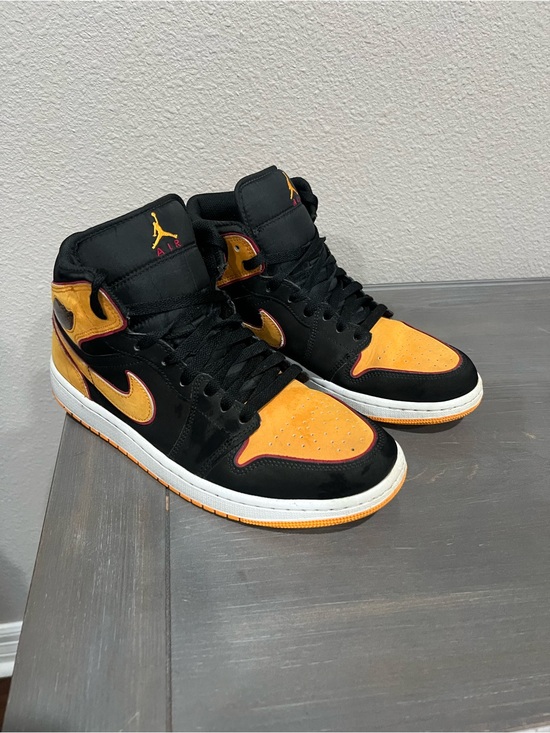 Jordan Other - Nike Air Jordan 1 Mid SE Men's High-Top Sneakers in Black and Vivid Orange